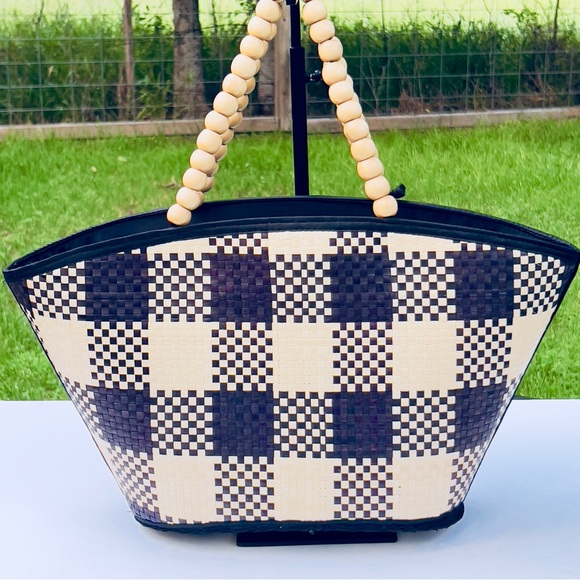 🆕New Woven Straw Bag with Beaded Handles - Picture 4 of 7